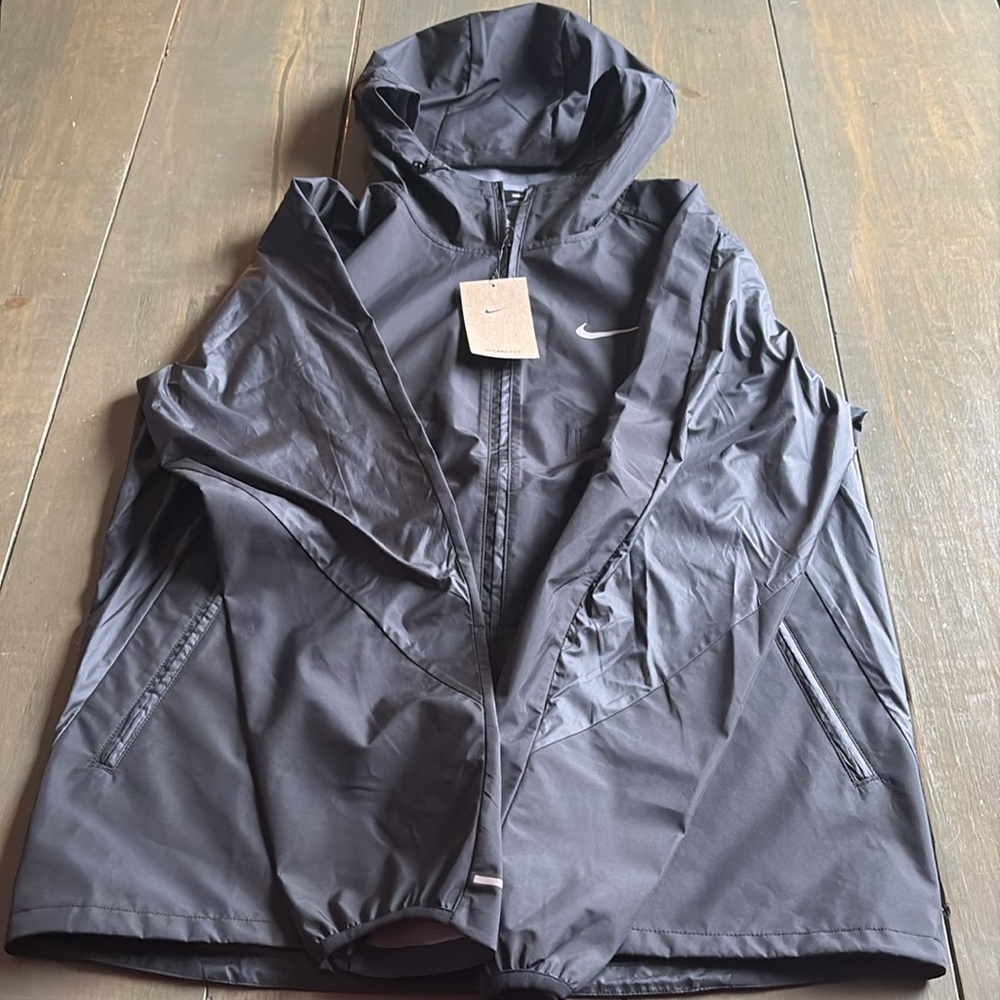 NIKE MEN'S WINDRUNNER STORM-FIT RUNNING JACKET - Picture 4 of 6